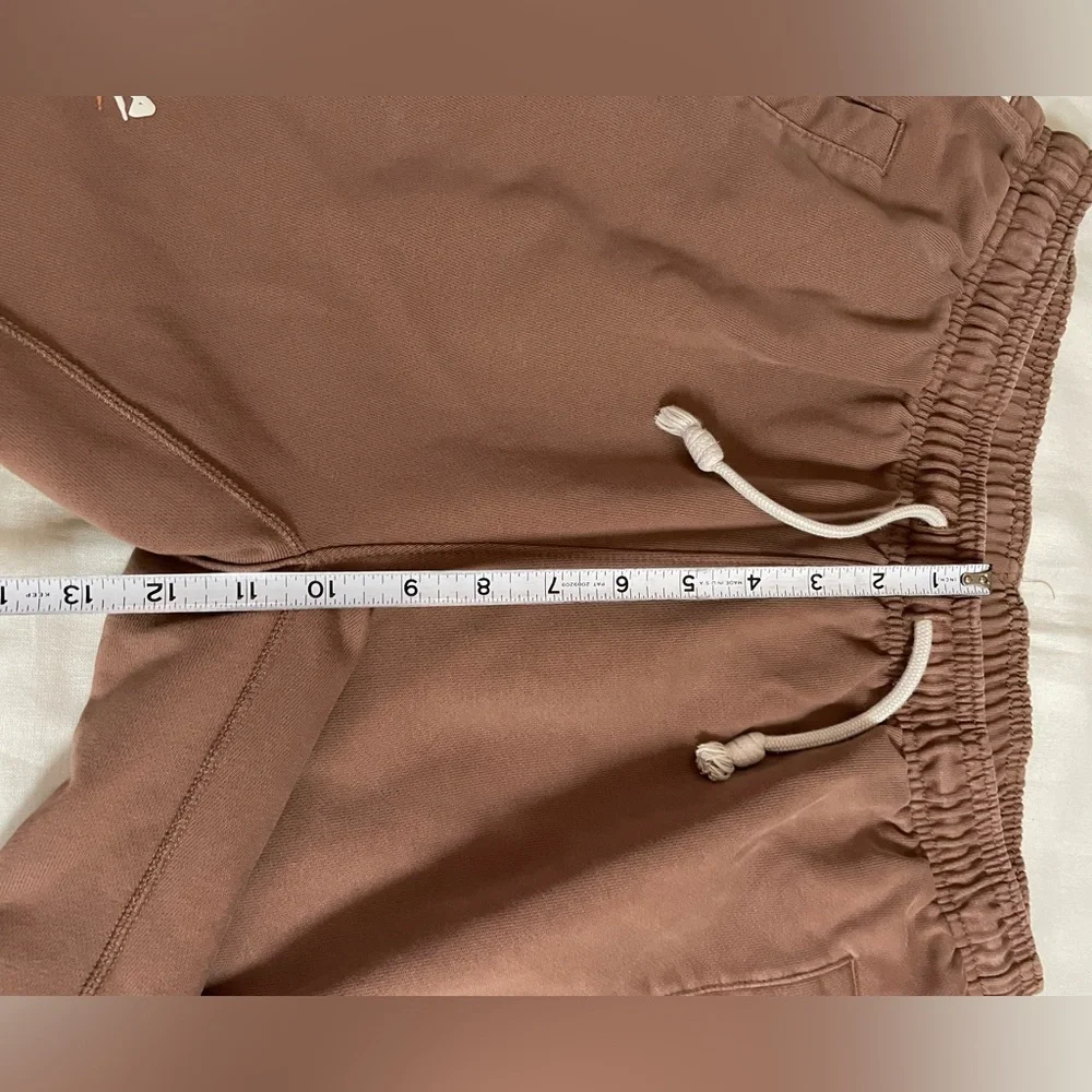 Nike dry fit taupe brown performance jogger pants sporty